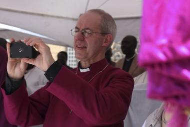 Justin Welby Says social Media Should Ban Racist and Antisemitic Trolls Online