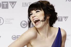 Carly Rae Jepsen New Song 2015: Singer Releases Catchy New Single (VIDEO)