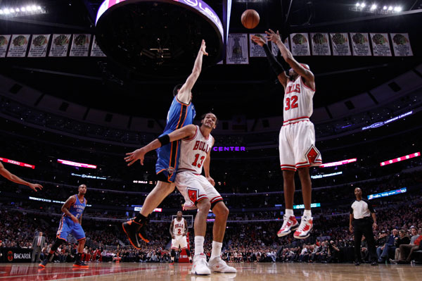 Chicago Bulls NBA 2015 News, Rumors: Team’s Top 2 Players Out Until Season’s End, Will Chicago Make It?