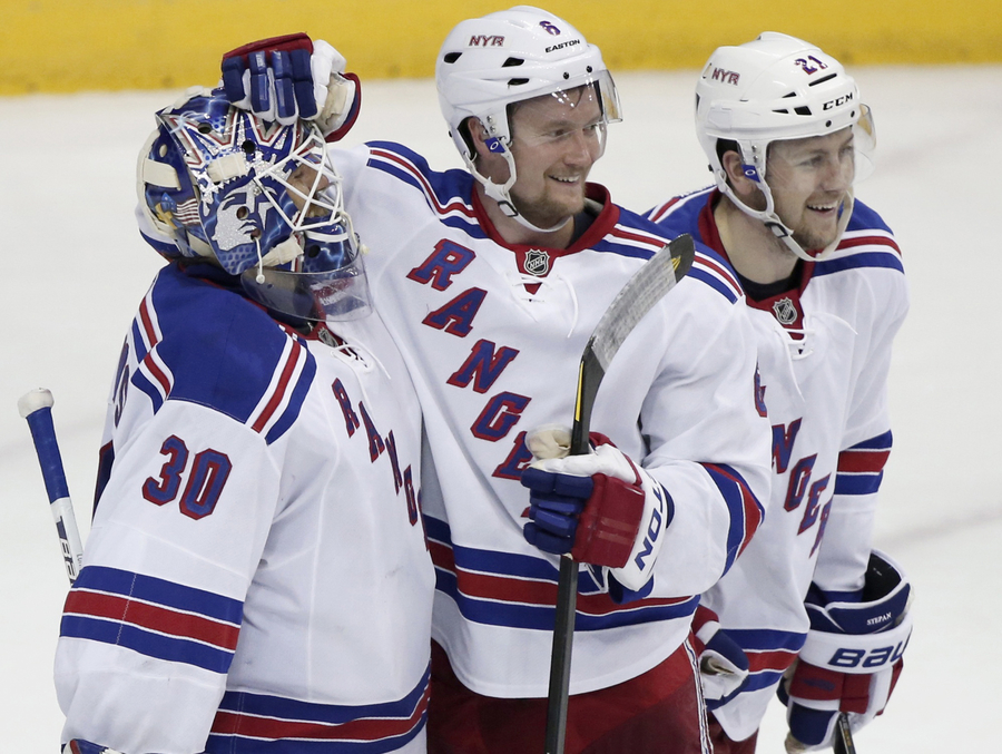 New York Rangers vs Chicago Blackhawks Live Stream Free: Watch NHL 2015 Hockey Online (Start Time)