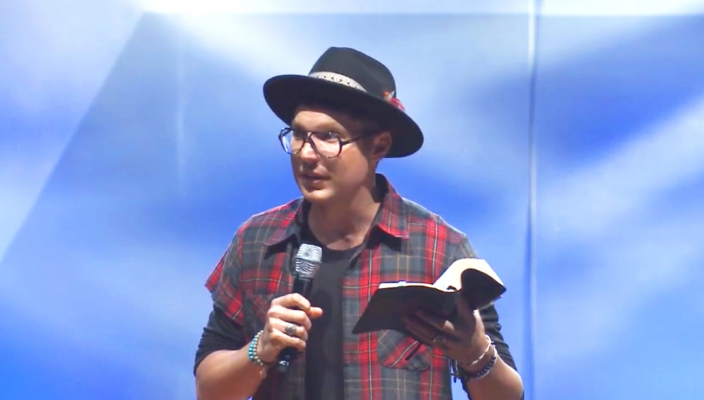 Pastor Judah Smith: You Can Practice God’s Love by Relying, Not Trying