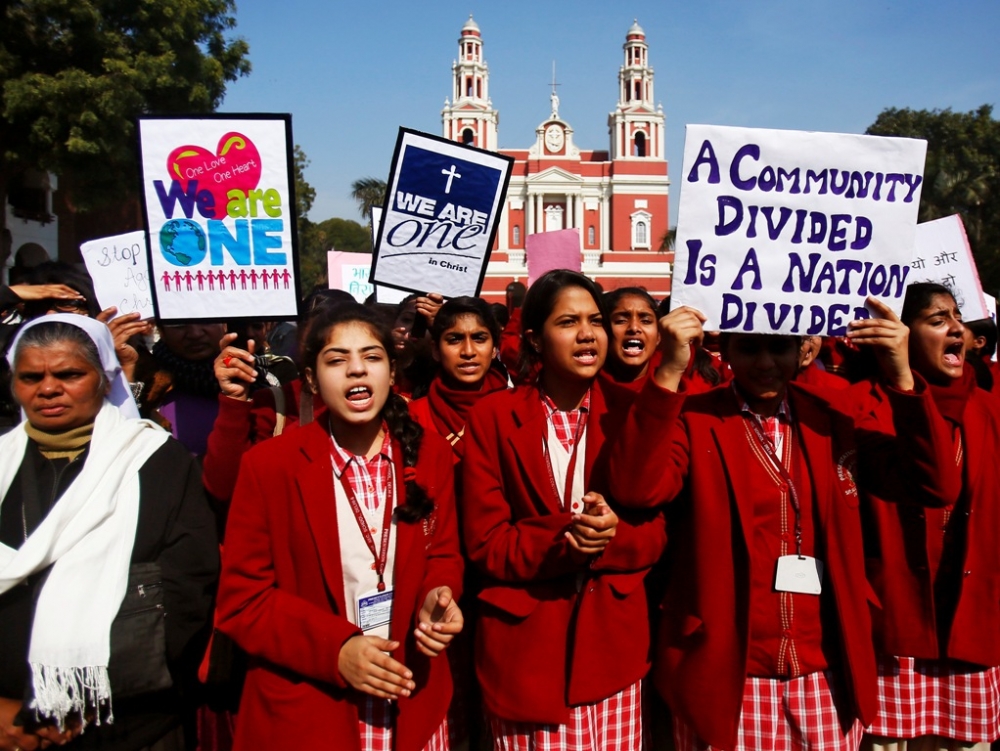 Pastor, Worshipers Beaten After 200 Hindu Radicals Storm and Devastate Protestant Church in India