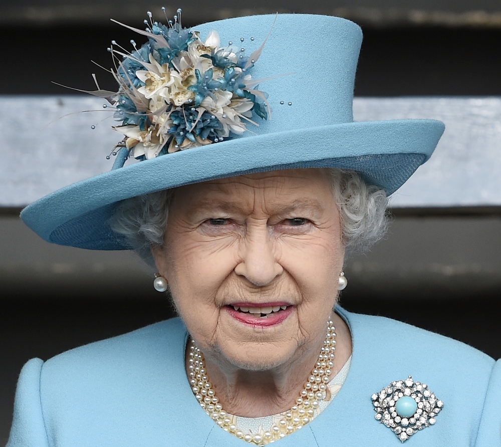 Queen Elizabeth Calls Jesus Christ ‘the King She Serves’ in 90th Birthday Book