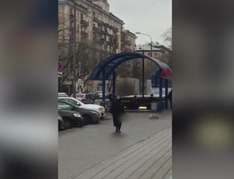 Woman Walks Around Moscow With Child’s Severed Head, Shouts ‘Allahu Akbar, I Am a Terrorist’