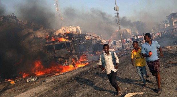 Bomb Attacks Kill Up to 189 in Somalia’s Capital .