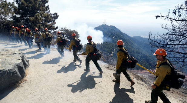 Couple Married for 75 Years Die Side by Side in California Wildfires .