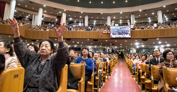 South Korea’s Yoido Full Gospel, the Biggest Megachurch on Earth, Faces “Crisis of Evangelism”