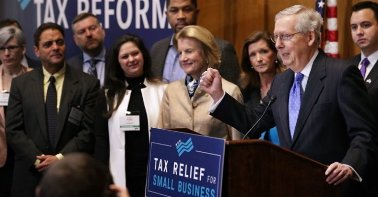 Sens. Marco Rubio and Mike Lee Propose Increasing Child Tax Credit for Poor Families
