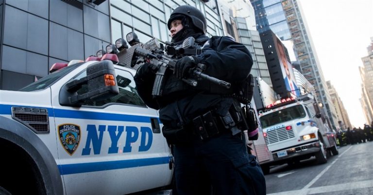 Police Investigate Terrorist Attack in NYC Which Injured 3