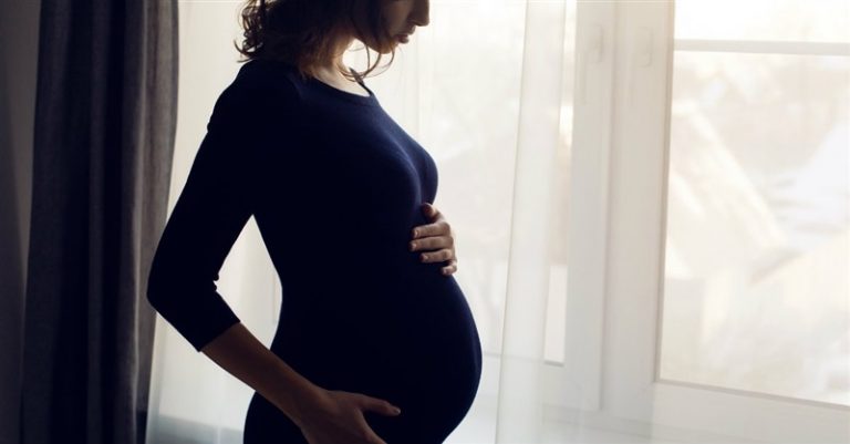 Report: 40 Percent of Births in U.S. Occur out of Wedlock