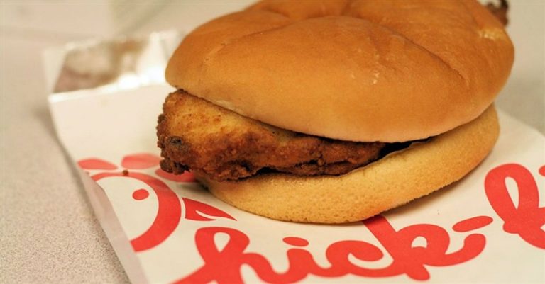 5 Things Christians Need to Know about Chick-fil-A Founder Truett Cathy