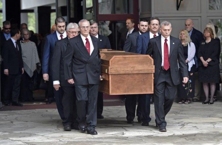 Anne Graham Lotz Says Dad’s Death Is Heaven’s Wake-Up Call to the Church: ‘We’ve Lost Our Focus’
