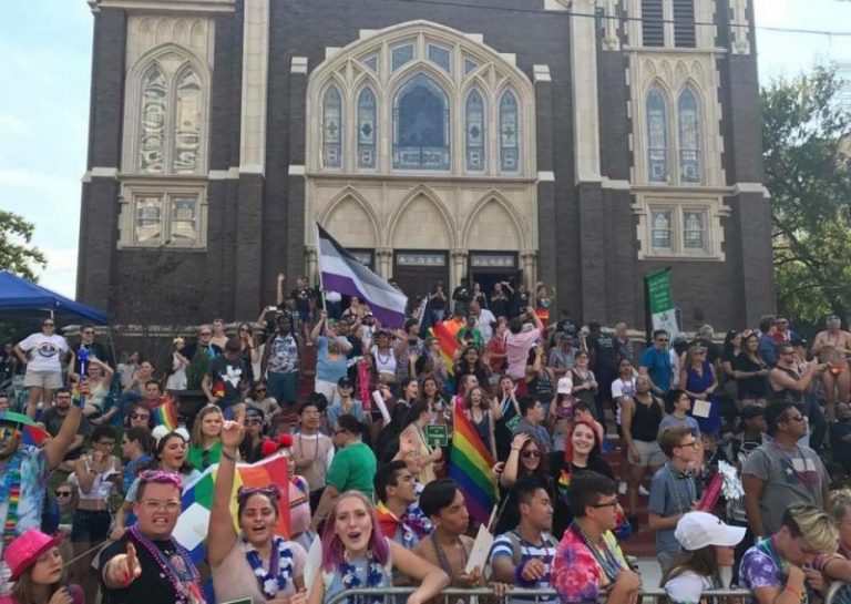 2 Texas United Methodist Churches Approve of Hosting Gay Weddings