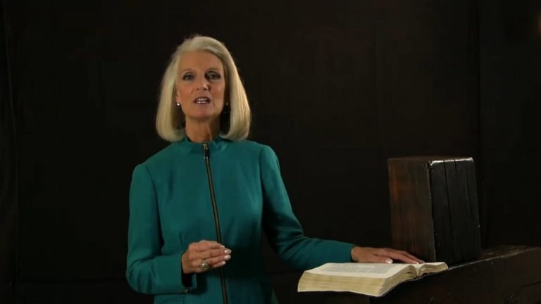 Anne Graham Lotz Reveals ‘Unique’ Way God Urged Her to Rest After Death of Father Billy Graham