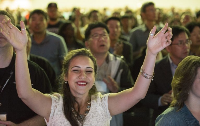 Nondenominational vs. Southern Baptist: Is There a Difference?