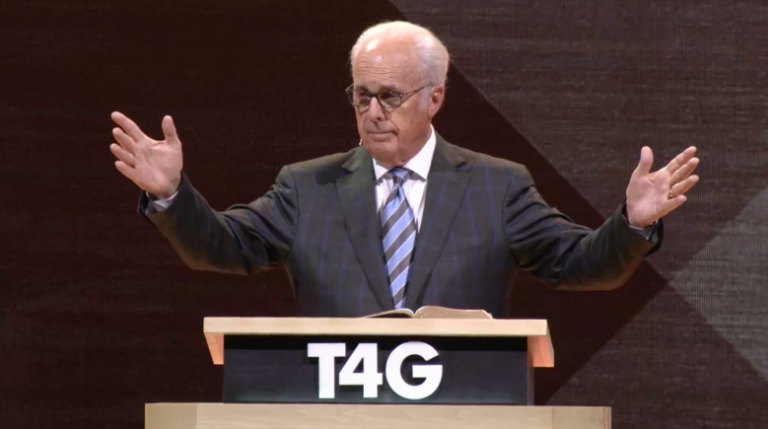 Evangelical Christians Today ‘Tolerate False Gospel,’ Avoid Sanctification for ‘Relevance’