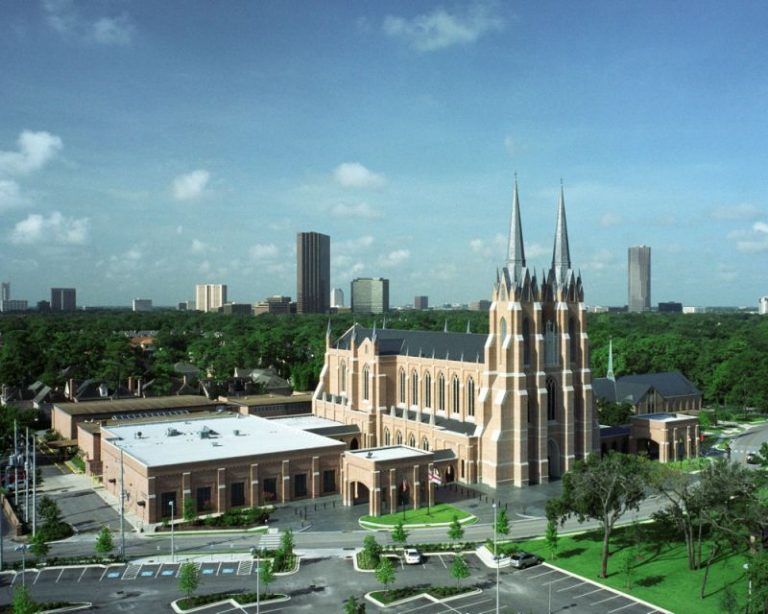 Inside the Houston Church Barbara Bush Attended and Where Her Funeral Took Place