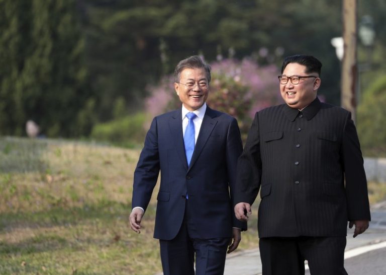 Summit Between Korean Leaders Lays Out a Path to Peace but Ends Without Specifics