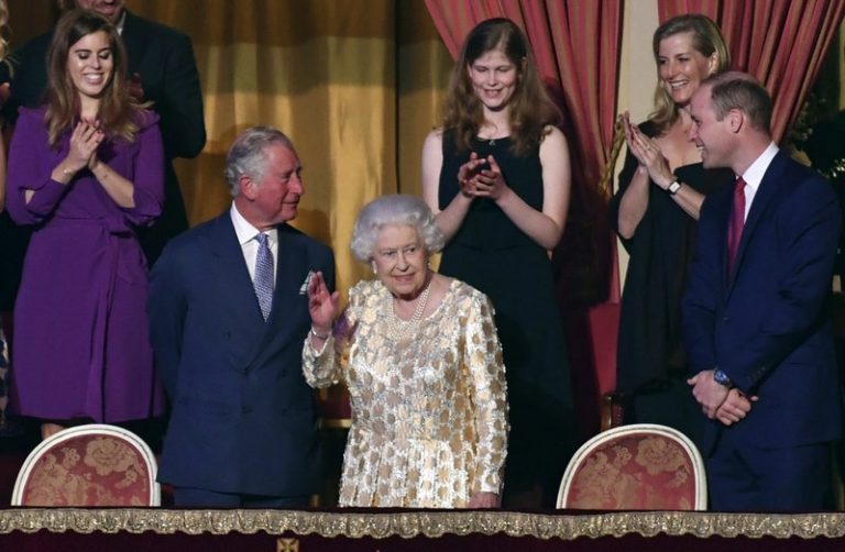 Thousands Sing ‘Happy Birthday’ to Queen Elizabeth II at Royal Albert Hall