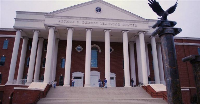 Liberty University is No Longer the Largest Christian University