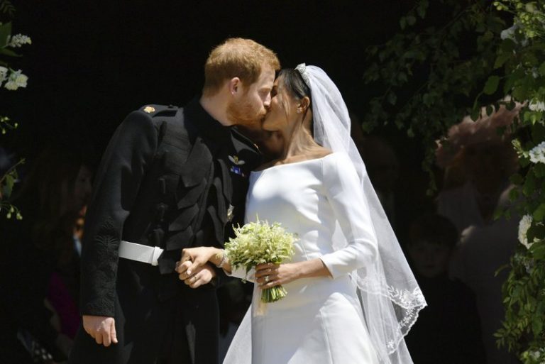 Prince Harry & Meghan Markle Wed in Windsor as Millions Watch