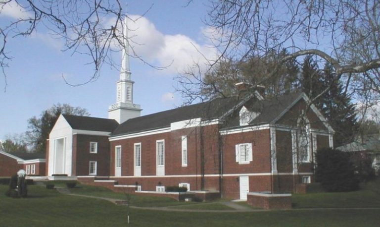 West Virginia Church Ejected by Baptist Denomination Over Pastor’s LGBT Activism