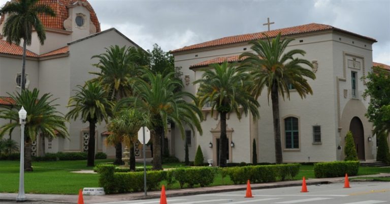 Justices Deny Bid from Dissident South Carolina Churches to Keep Buildings