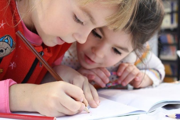 Women’s Ministry Speaker Says It’s Not Cruel to Teach Kids They’re Sinners