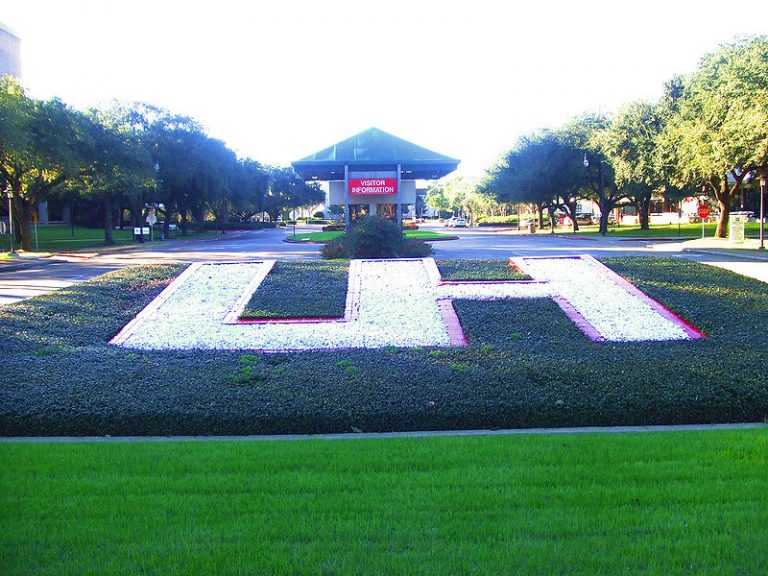 $3 Million Donation Covers Tuition for University of Houston’s College of Medicine’s Inaugural Class