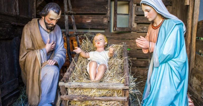 Church Puts Mary, Joseph and Jesus in Cage to Protest Trump Immigration Policy