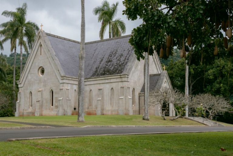 Discovering Hawaii’s Royal Past at Two Historic Churches in Honolulu