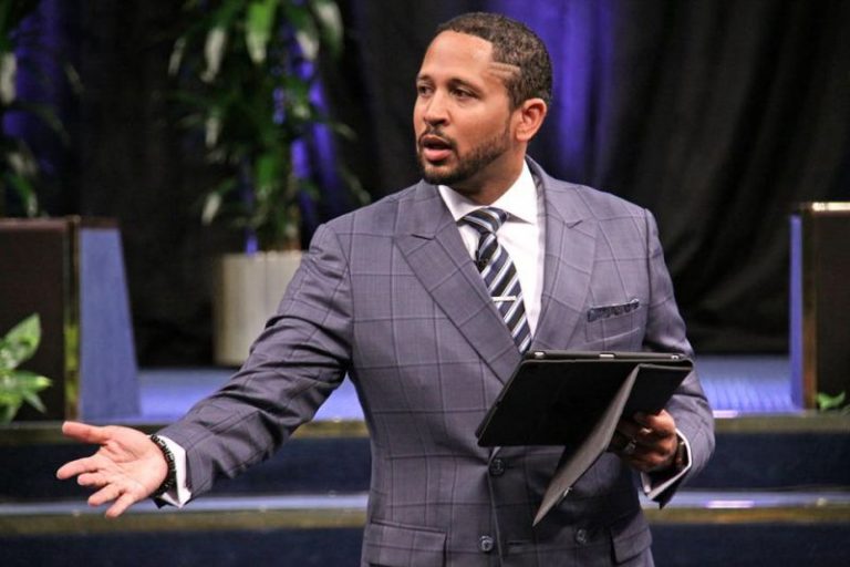 Pastor Fred Price Jr. Returns to Pulpit, Says He Is ‘No Longer Sleeping in the Valley of the Shadow of Death’