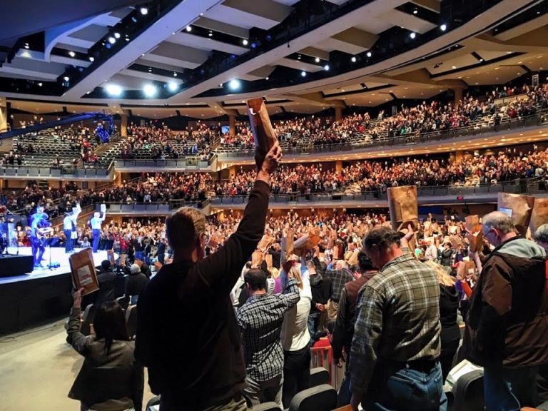 Willow Creek Explains Why Staff Sign Non-Disparagement Agreements After Scot McKnight Raises Questions