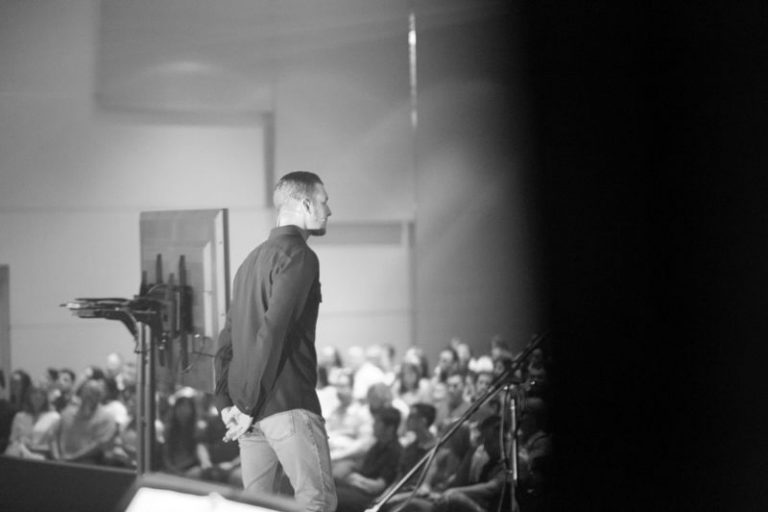 Kay Warren, Christian Leaders Show Support in Wake of Pastor Andrew Stoecklein’s Suicide