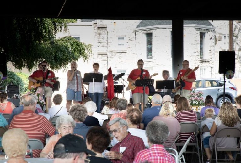 Tenn. Church Hosts ‘Mr. Rogers’ Festival; US Churches’ Good Neighbor Effort ‘Mixed,’ Pastor Says