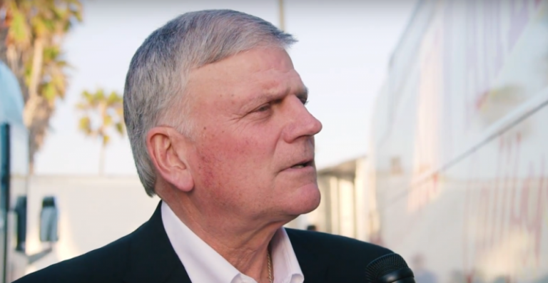 Franklin Graham Tells Liberty University Students to ‘Give It All’ for Christ Despite Cost