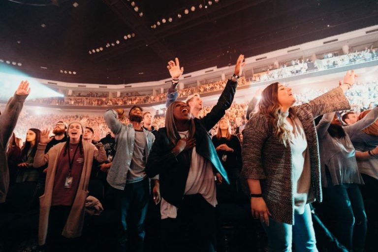 Louie Giglio Talks ‘Radical’ Vision of Passion, Reaching College Students With Jesus