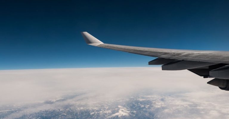 Christian Pilot Says Holy Spirit Moved Him to Takeoff Just before Earthquake Hit Indonesia