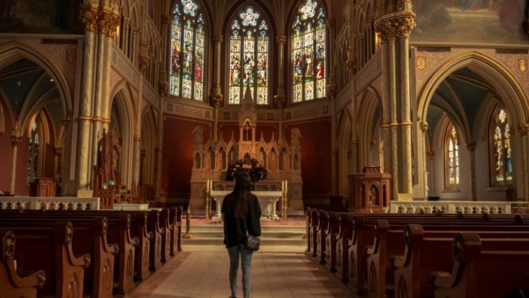 Evangelicals Must Respond to #MeToo With ‘Grace and Love’: Christian Author