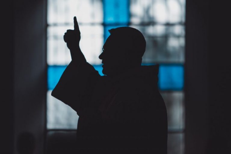 Lilly Endowment Gives Christian Ministries $70 Million to Support Pastors Facing Challenges, Isolation