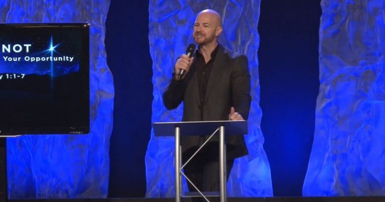 Moody Bible Institute Names Megachurch Pastor Mark Jobe New President Following Controversy