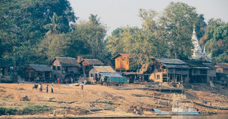 Rebels in Burma Detain More than 90 Christian Leaders, Shut Down More Churches