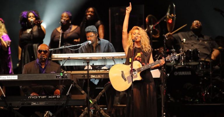 Singer Tori Kelly Talks Trusting God’s Plan with Her Dream