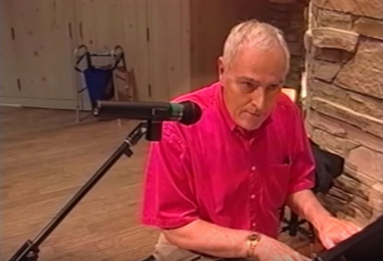 Christian Songwriter Kurt Kaiser, Composer of ‘Pass It On’, ‘Oh How He Loves You And Me,’ Dead at 83