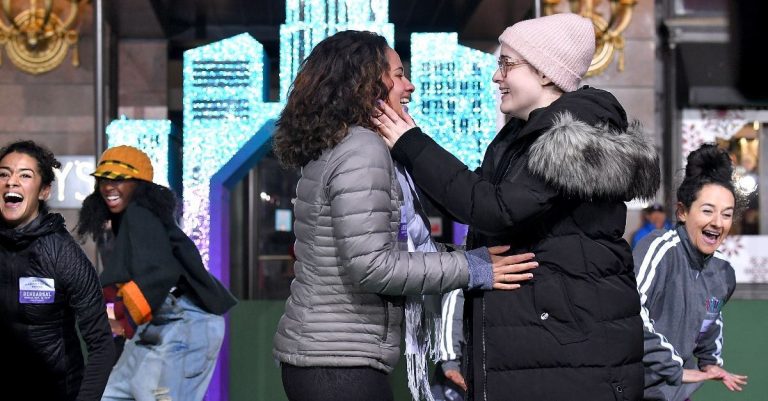 Macy’s Thanksgiving Day Parade Features Lesbian Kiss as 23 Million Watch