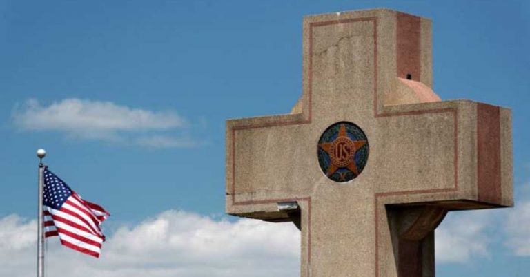 Supreme Court to Consider: Should 93-Year-Old Memorial Cross Be Bulldozed?