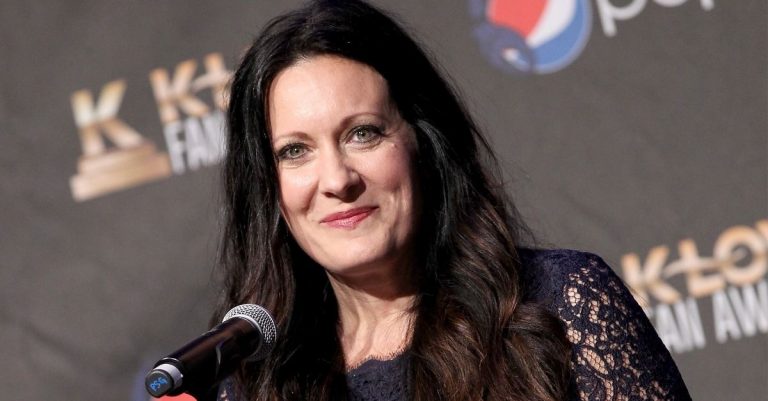 Lysa Terkeurst Shares a Lesson of Redemptive Love, Renews Wedding Vows Despite Her Husband’s Past Affair