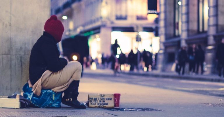 Minister’s Wife Stabbed to Death After Trying to Give Money to Panhandler