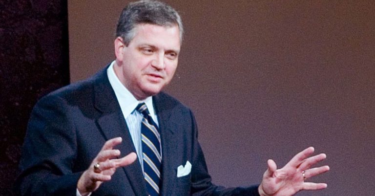 Albert Mohler Apologizes for Support of Pastor Accused of Concealing Sex Abuse