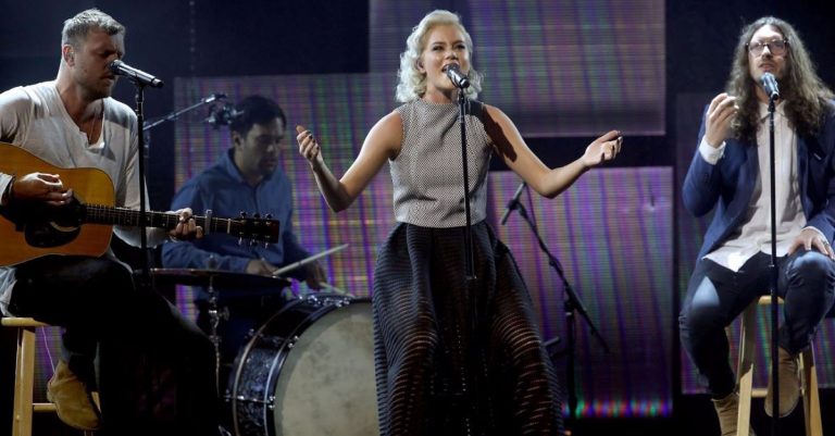 Hillsong United Sings a Message of Hope on ‘Good Morning America’